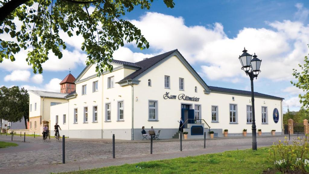 Zum Rittmeister Werder  Buitenkant foto